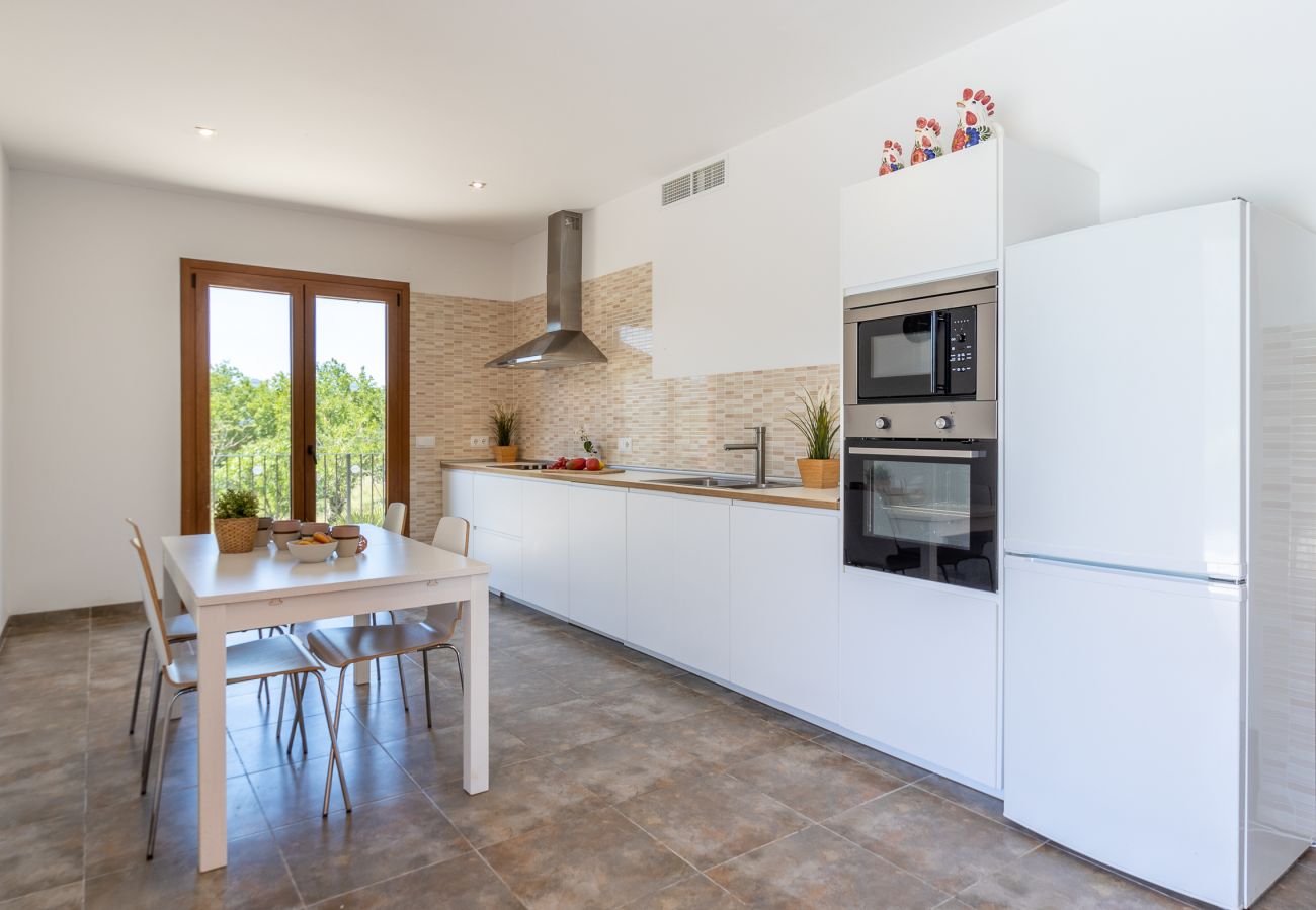 Domaine à Alcudia - Finca Alcudia Son Fe avec piscine et vue sur la montagne