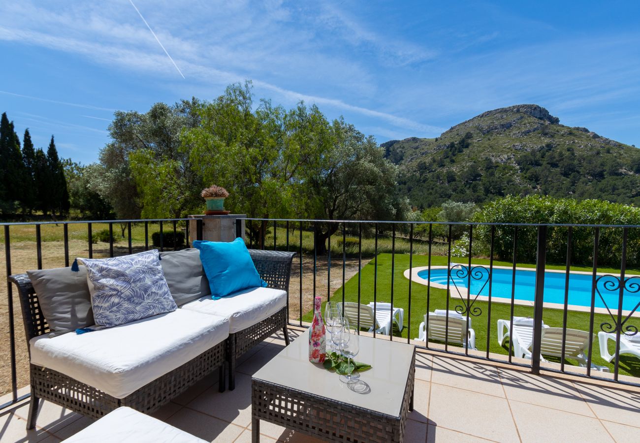 Domaine à Alcudia - Finca Alcudia Son Fe avec piscine et vue sur la montagne