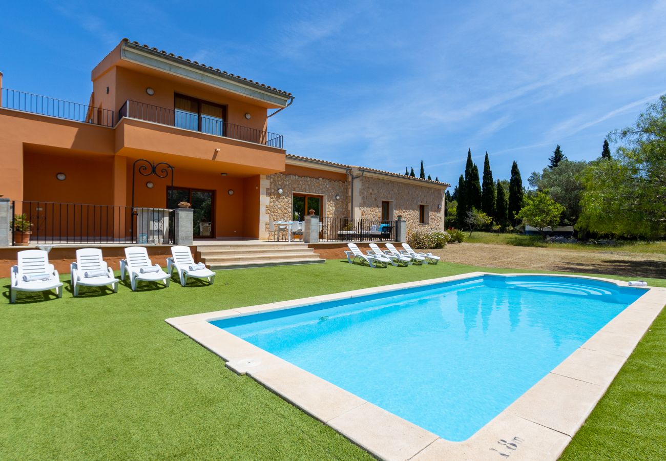 Vacances à Alcudia dans une maison avec piscine