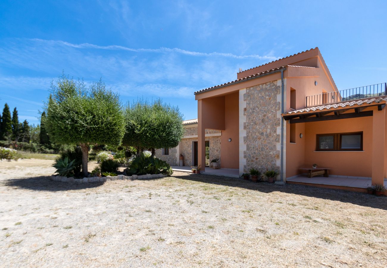 Domaine à Alcudia - Finca Alcudia Son Fe avec piscine et vue sur la montagne