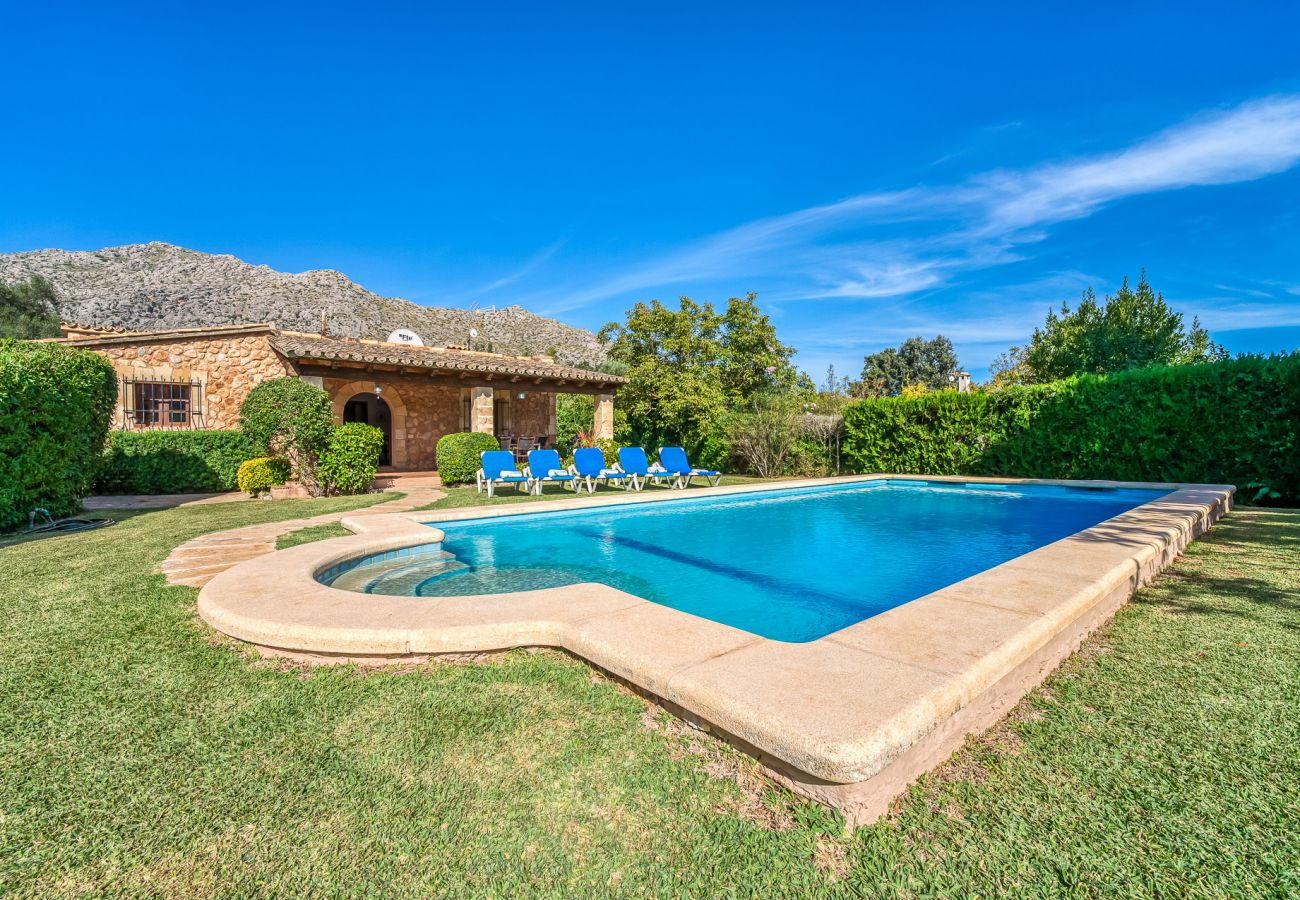 Maison rurale de style majorquin avec piscine à Majorque 