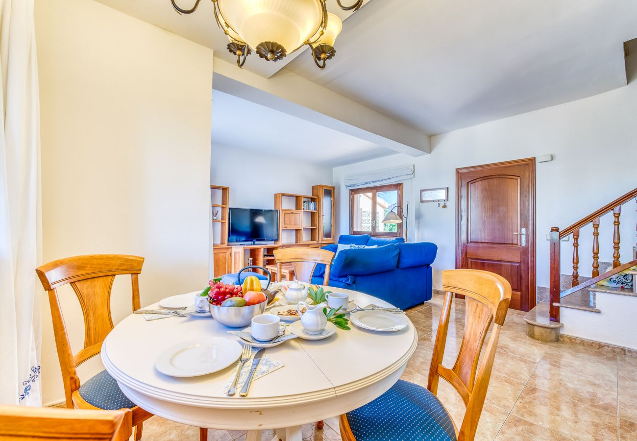 Maison à Alcudia - Maison près de la plage Nénuphars avec vue sur la montagne