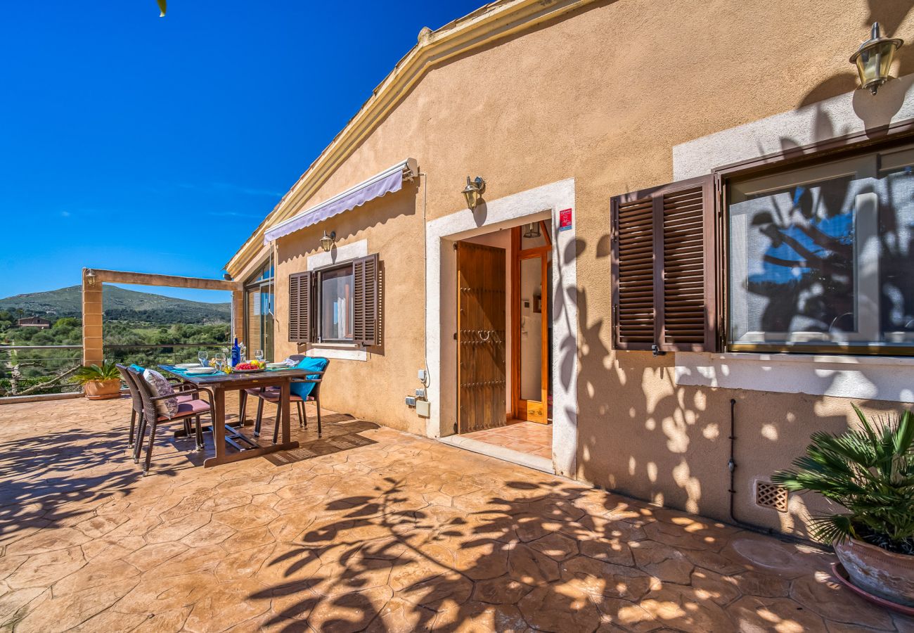 Domaine à Arta - Cette finca rurale avec piscine, Es Sementaret, est située à Majorque.