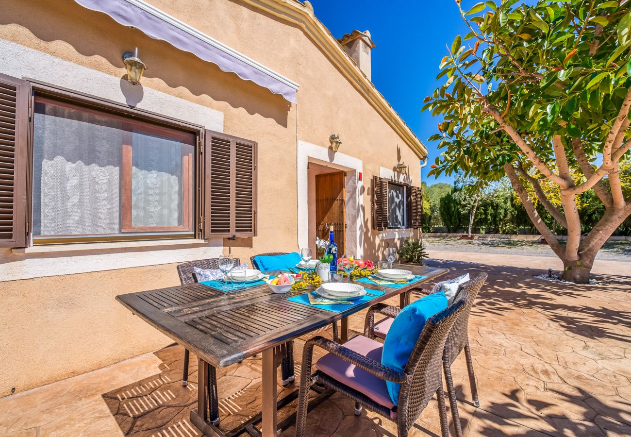 Domaine à Arta - Cette finca rurale avec piscine, Es Sementaret, est située à Majorque.