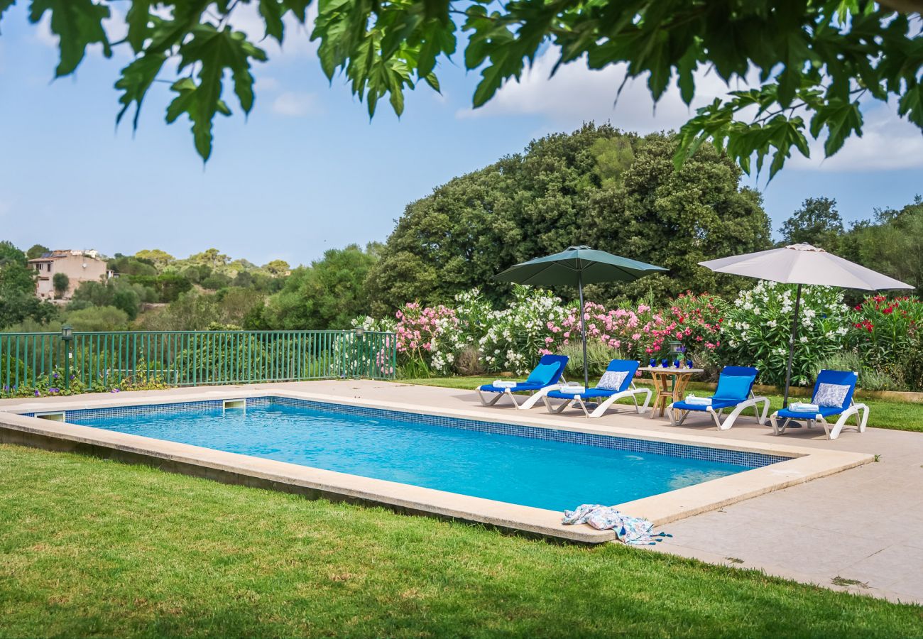 Domaine à Arta - Cette finca rurale avec piscine, Es Sementaret, est située à Majorque.