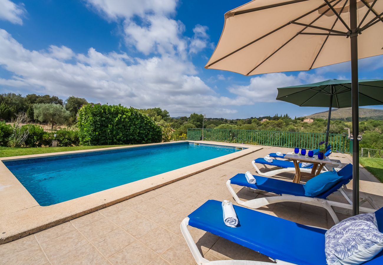 Domaine à Arta - Cette finca rurale avec piscine, Es Sementaret, est située à Majorque.