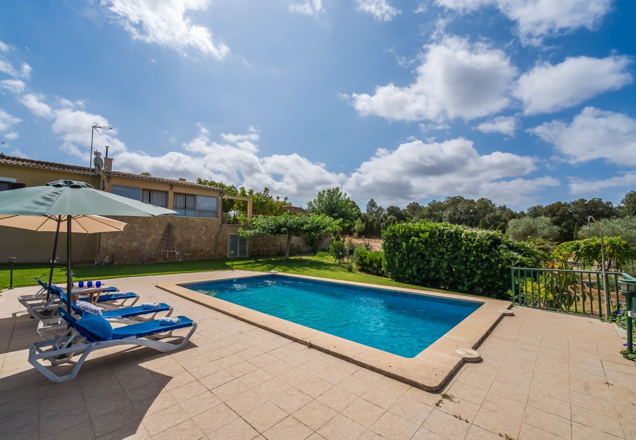 Domaine à Arta - Cette finca rurale avec piscine, Es Sementaret, est située à Majorque.