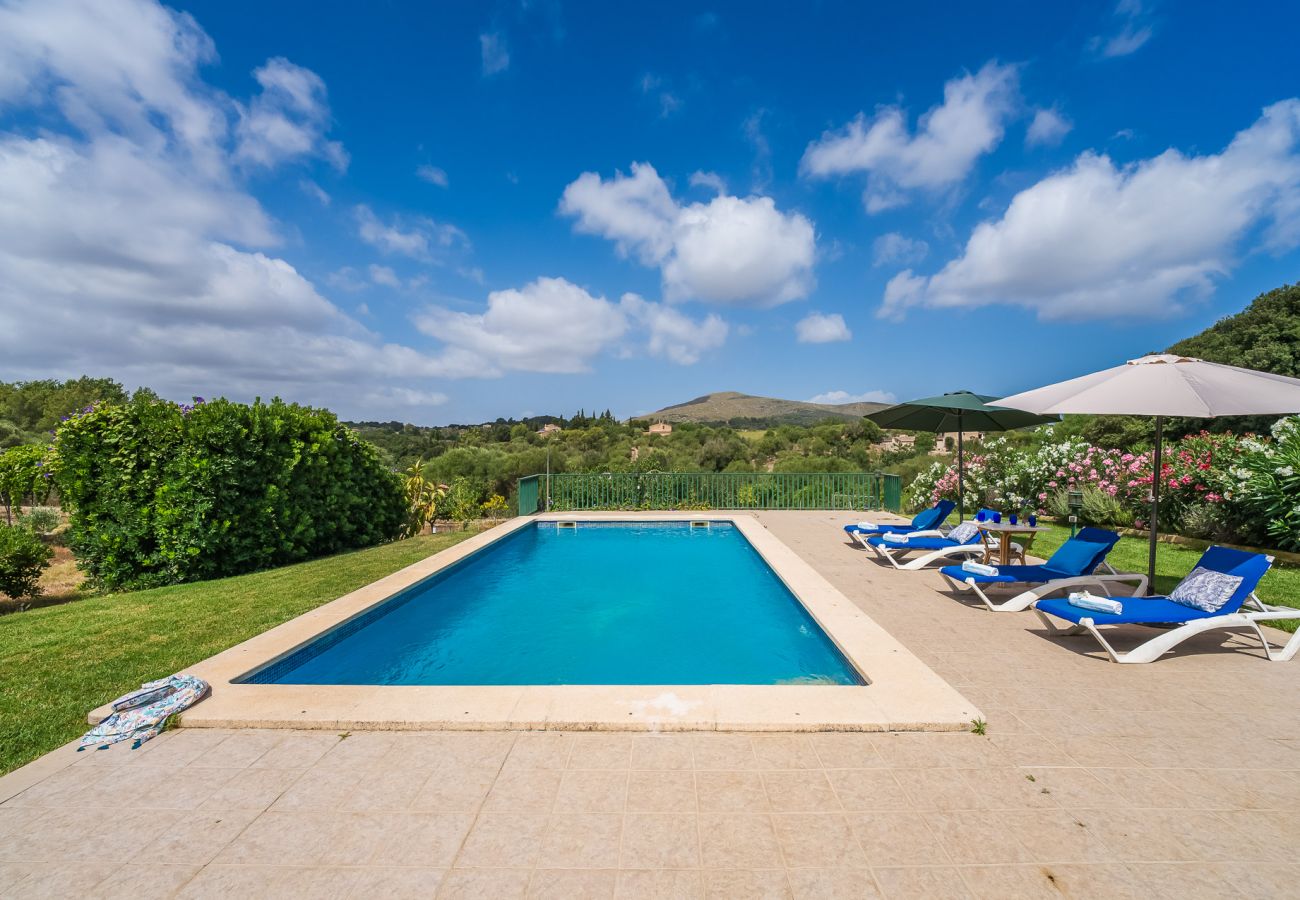 Domaine à Arta - Cette finca rurale avec piscine, Es Sementaret, est située à Majorque.