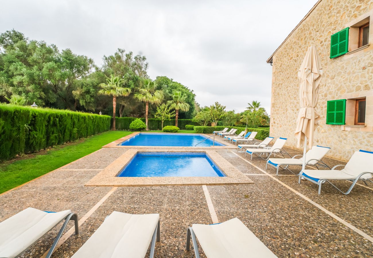 Domaine à Petra - Finca rurale à Majorque El Palmeral avec piscine