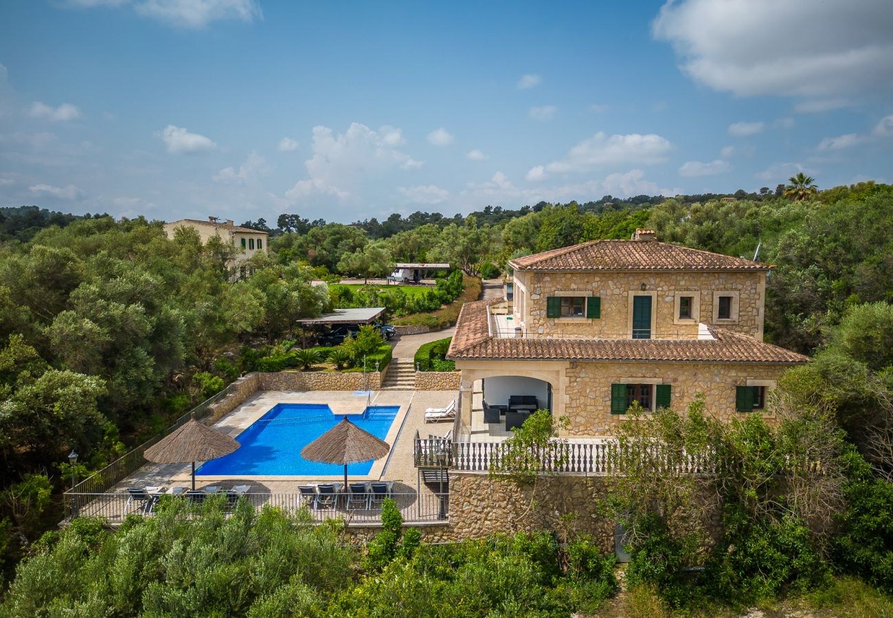 Domaine à Petra - Villa avec piscine privée et jolies vues à Sa Pleta à Majorque.