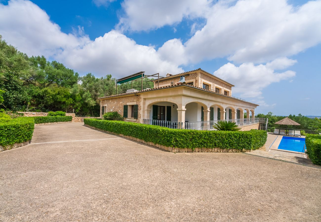 Domaine à Petra - Villa avec piscine privée et jolies vues à Sa Pleta à Majorque.