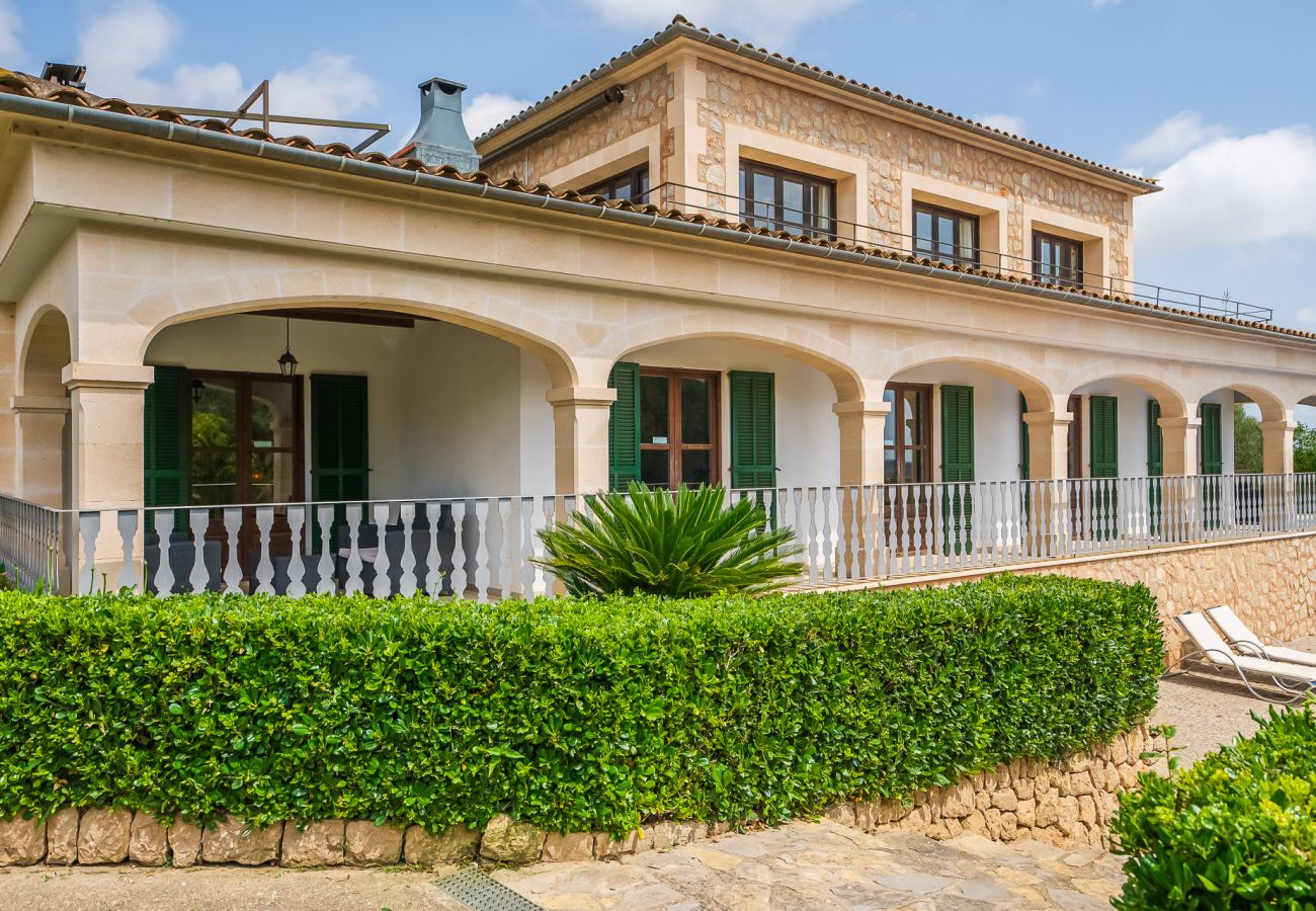 Domaine à Petra - Villa avec piscine privée et jolies vues à Sa Pleta à Majorque.