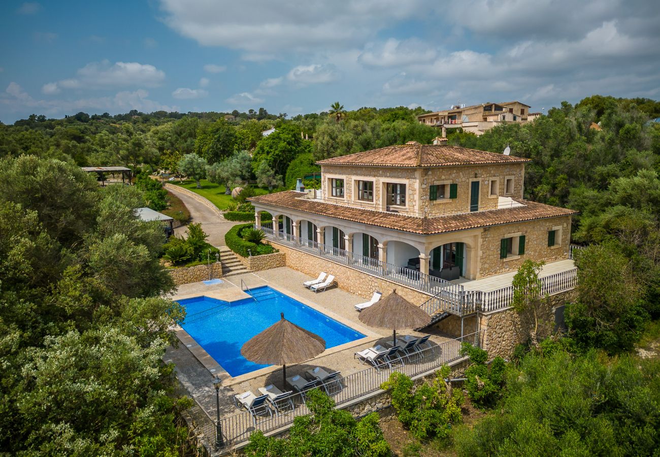 Domaine à Petra - Villa avec piscine privée et jolies vues à Sa Pleta à Majorque.