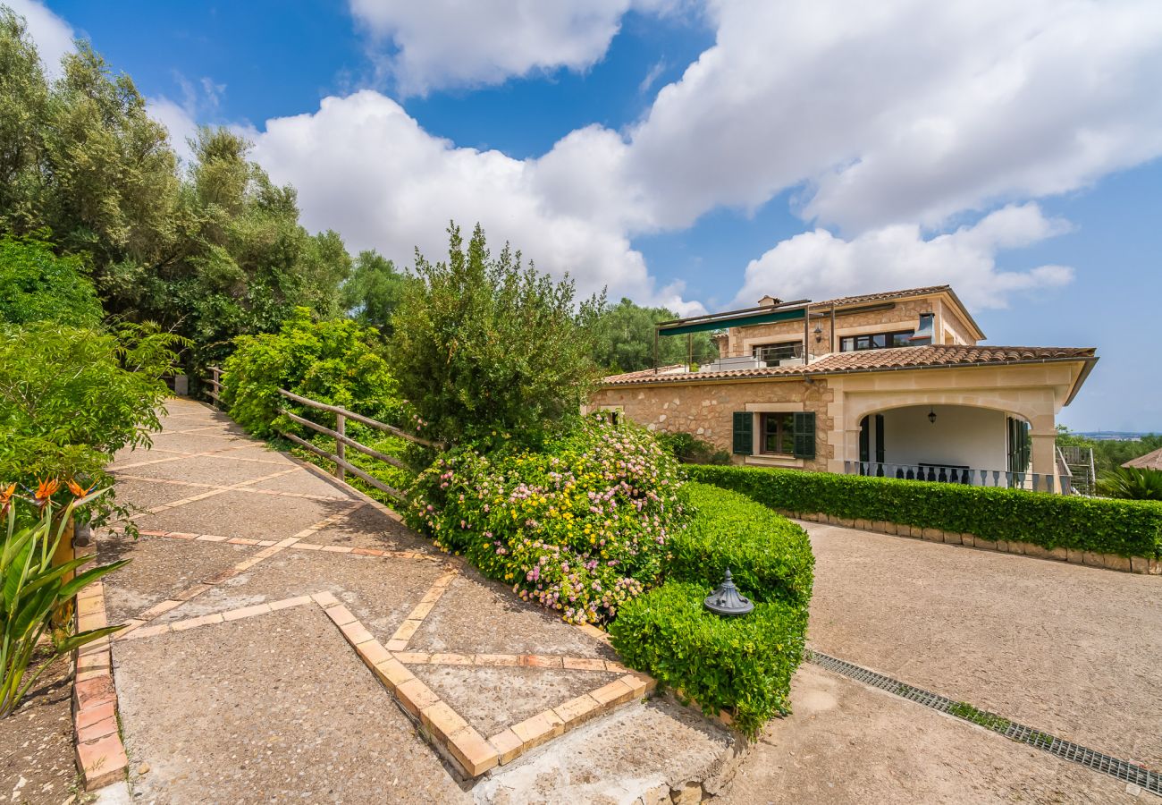 Domaine à Petra - Villa avec piscine privée et jolies vues à Sa Pleta à Majorque.