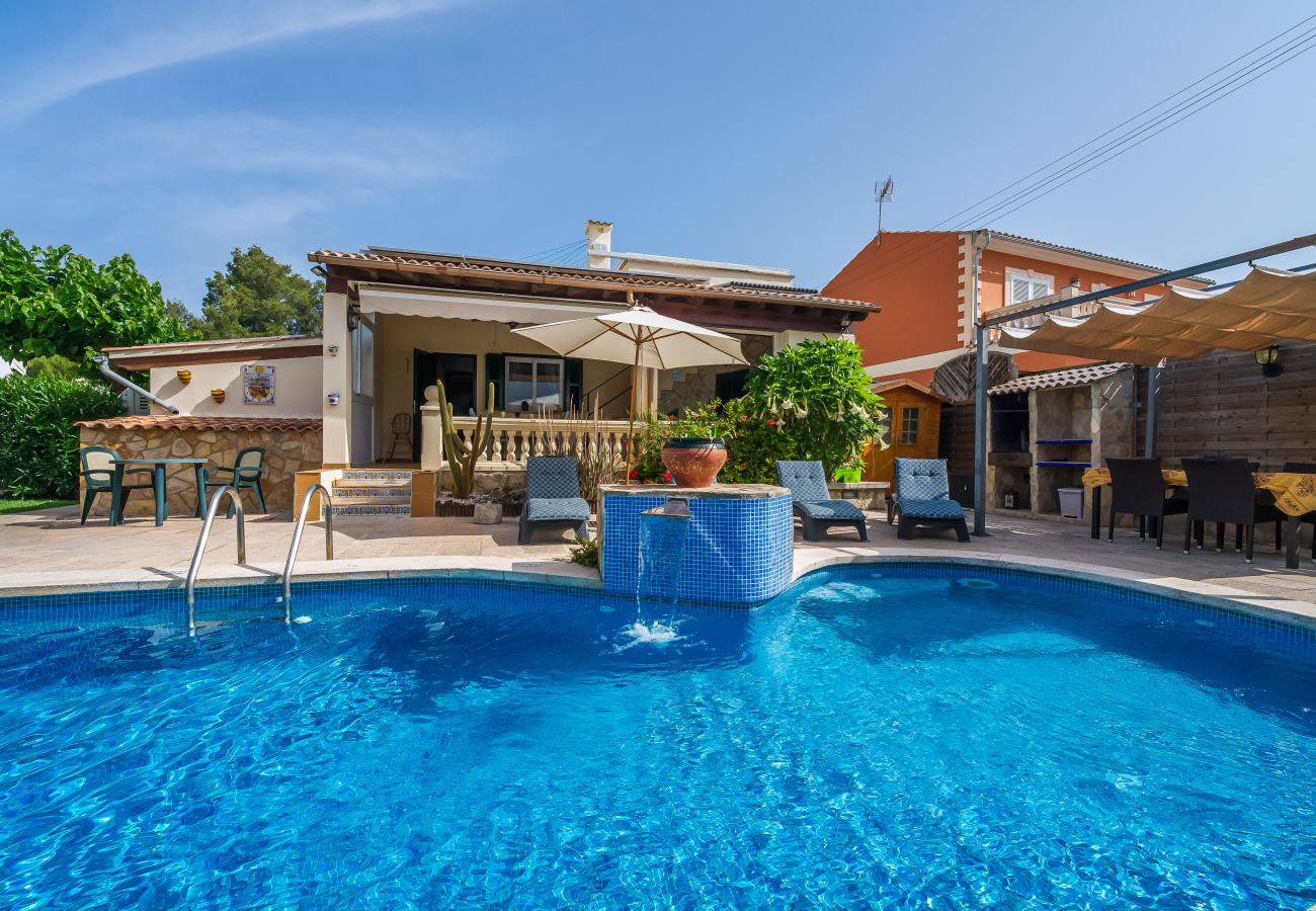 House with private pool in Alcudia.