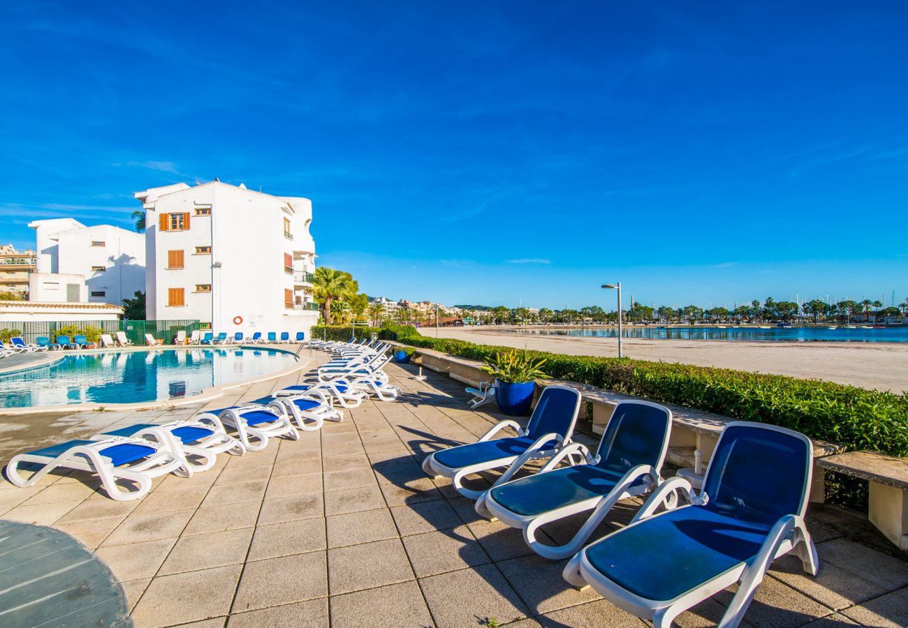 Appartement à Alcudia - Appartement Blue Bay avec piscine sur la plage d'Alcudia