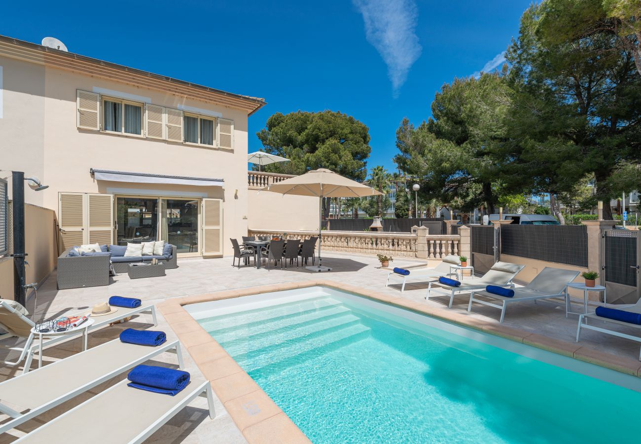 Maison à Muro - Casa Isabella avec piscine privée près de la plage de Muro