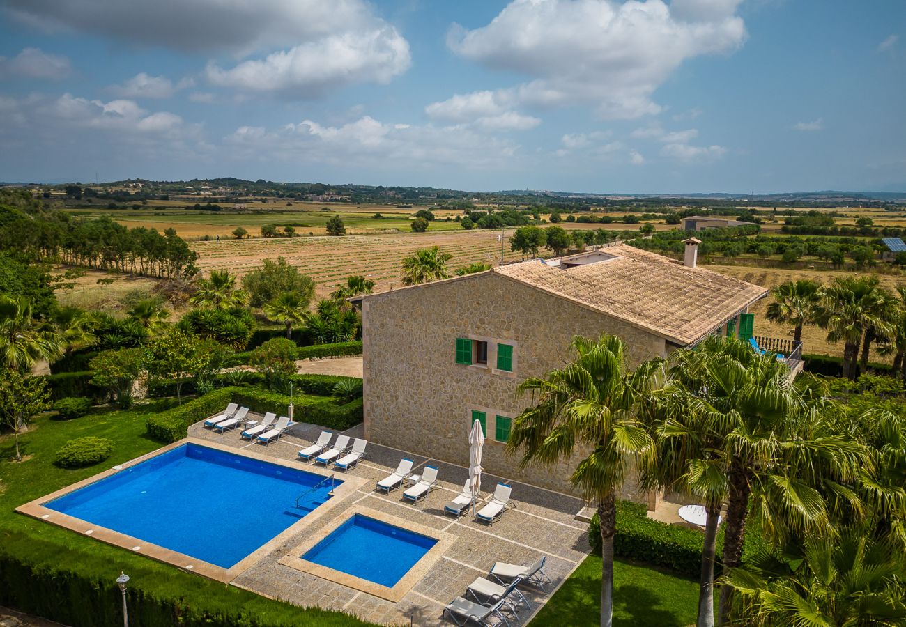 Holiday rental finca with pool in Inca, Mallorca