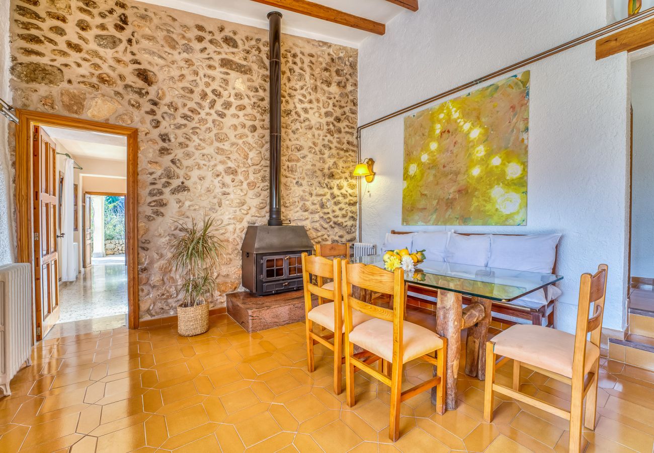 Country house in Buger - Rustic Finca with Pool Cas Mut in Mallorca